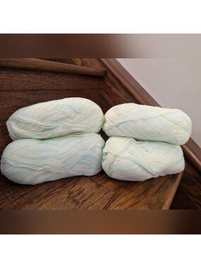 Vintage sayelle baby yarn pastel variegated mint yellow & white 4 skiens 200 g